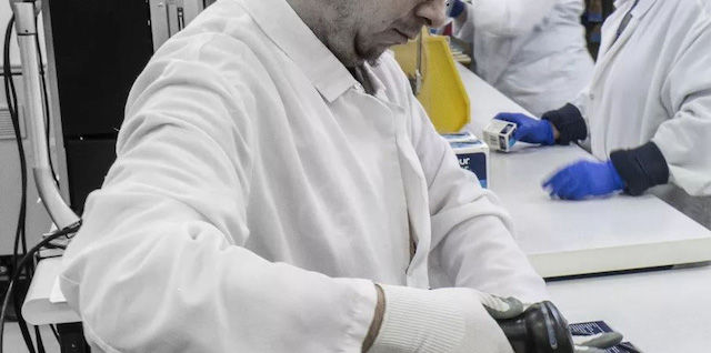 Ascensia Diabetes Care如何利用偉迪捷激光噴碼機(jī)降低企業(yè)成本？